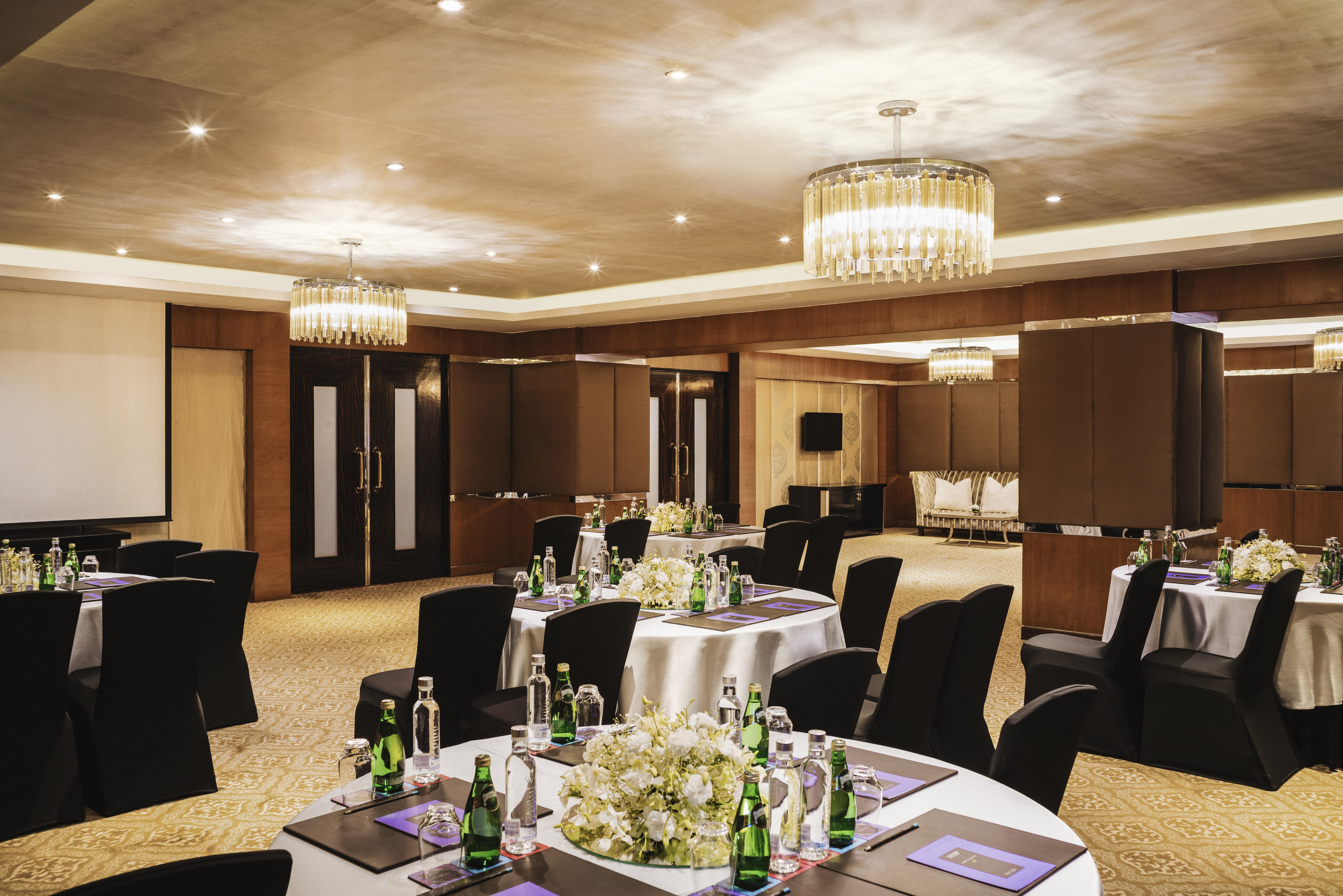 Sofitel Mumbai Bkc Hotel Eksteriør billede The ballroom